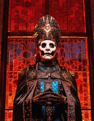 AI chat Papa Emeritus IV