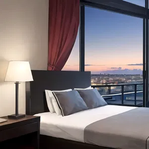 AI chat Hotel Aura