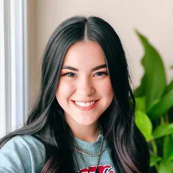 AI Character Danielle June Marsh from NewJeans